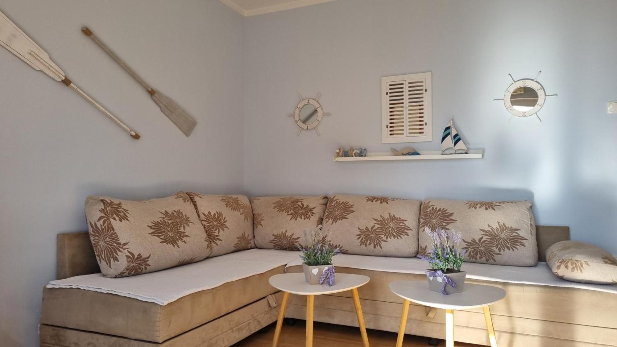 Apartment With Direct Sea View, Free Parking And Close To Beaches And Promenade Lovran Bagian luar foto