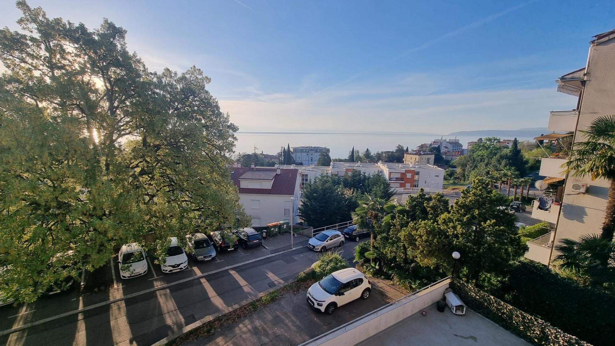 Apartment With Direct Sea View, Free Parking And Close To Beaches And Promenade Lovran Bagian luar foto